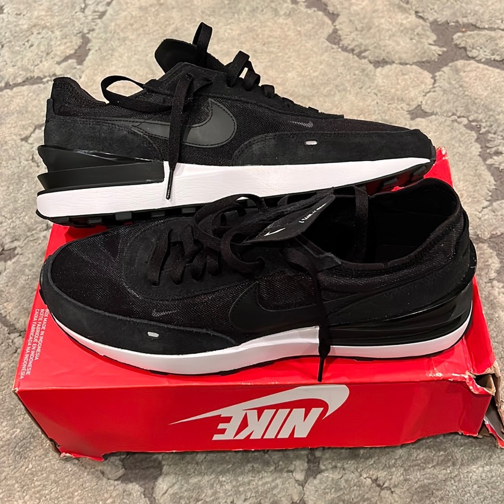 Nike Waffle One